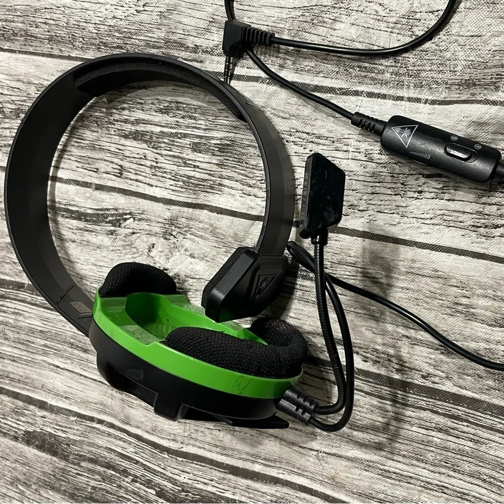 Turtle Beach Recon Chat Headset for PS4 Xbox One PC Mobile